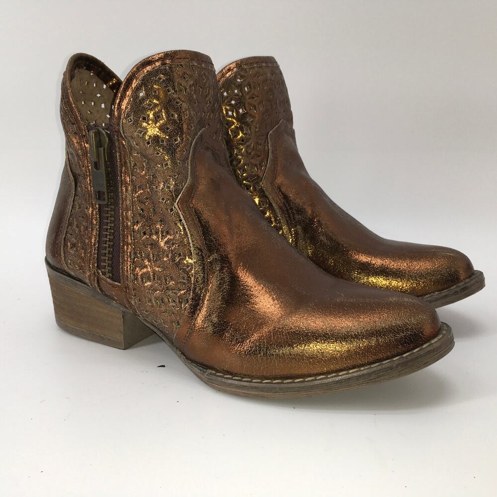 Circle G Copper Metallic Laser Cut Out Leather Western Ankle Booties Womens 8.5